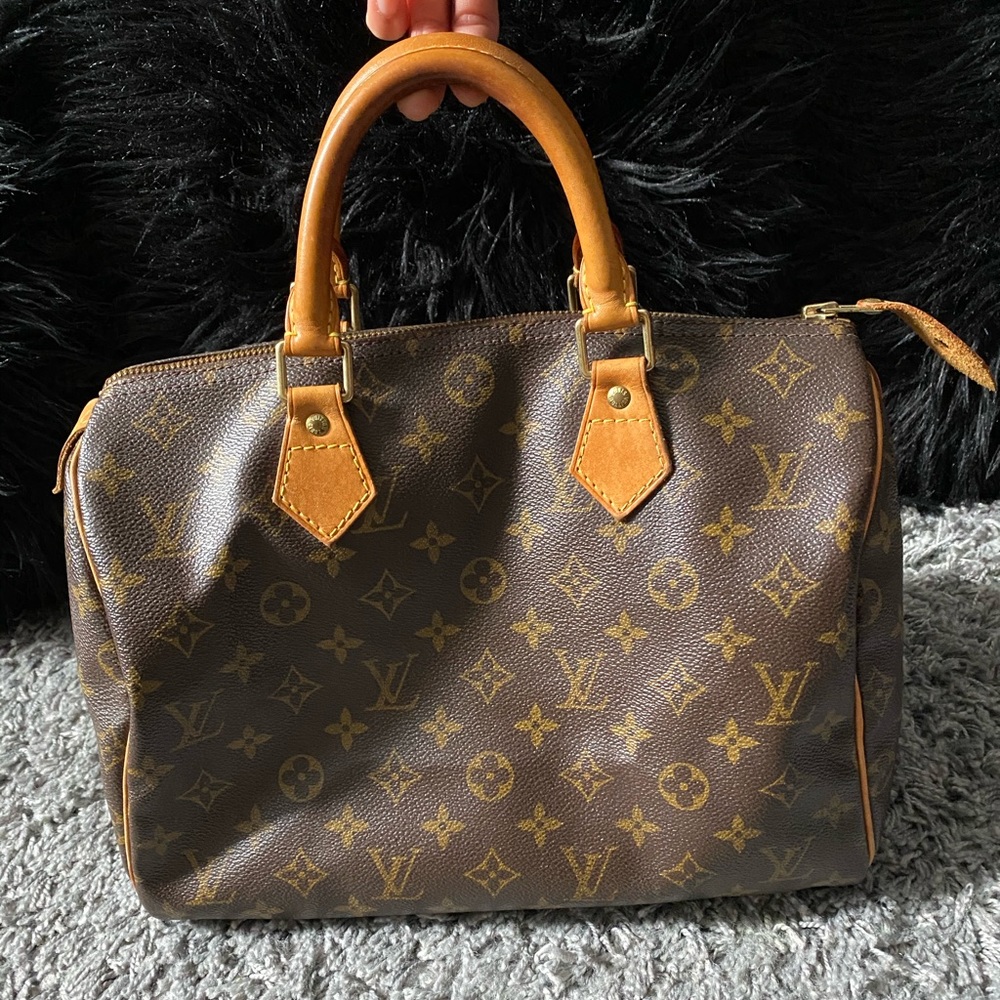 SOLD- Authentic LV Speedy 30